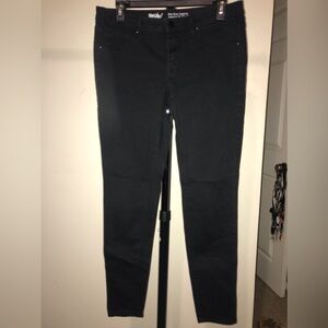 💕2 For $10💕 Mossimo mid rise jeggings 8/29 regular. Bundle and save!!!